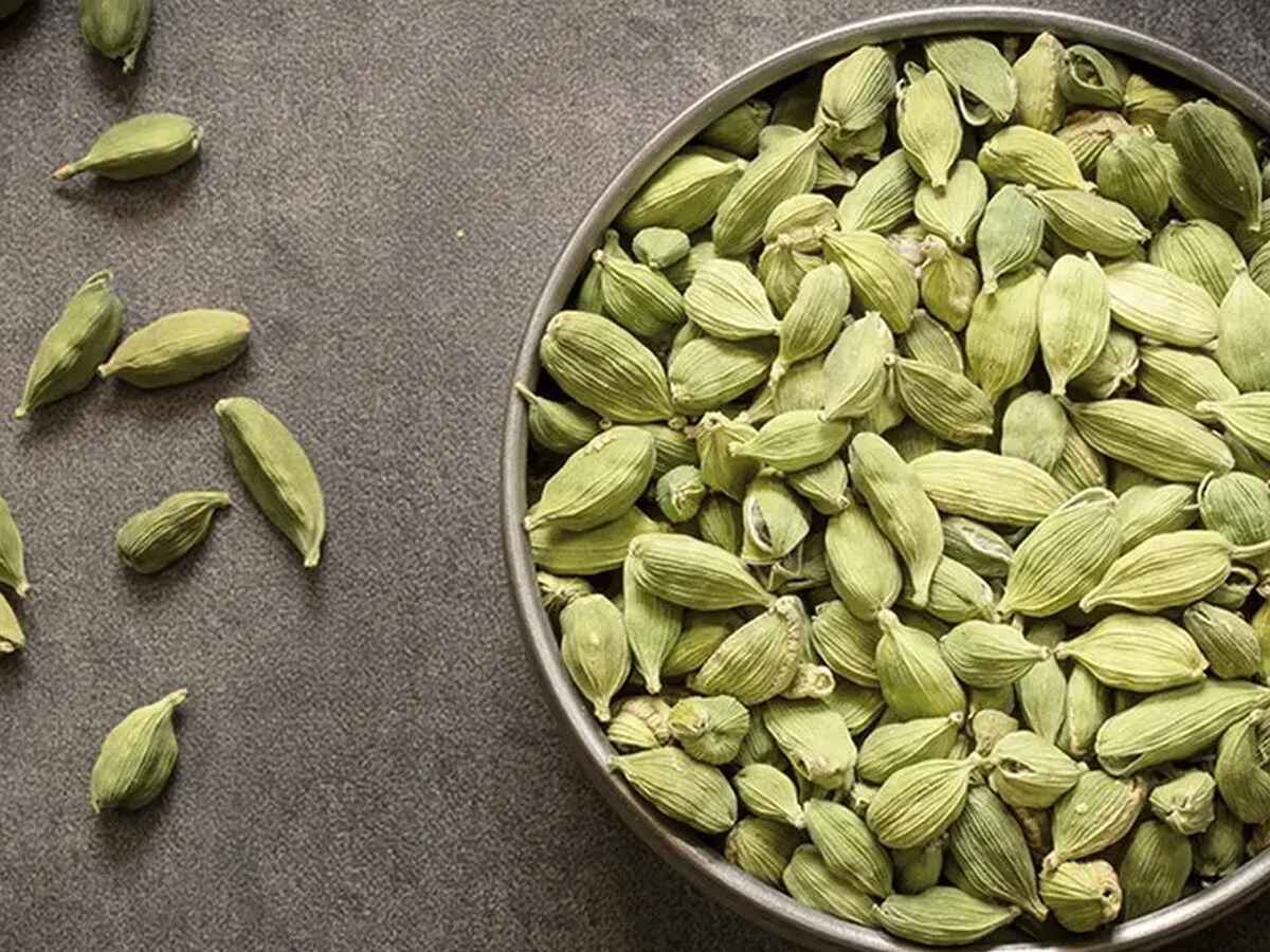 green cardamom,green cardamom exporters,green cardamom suppliers,best quality green cardamom,green cardamom spices